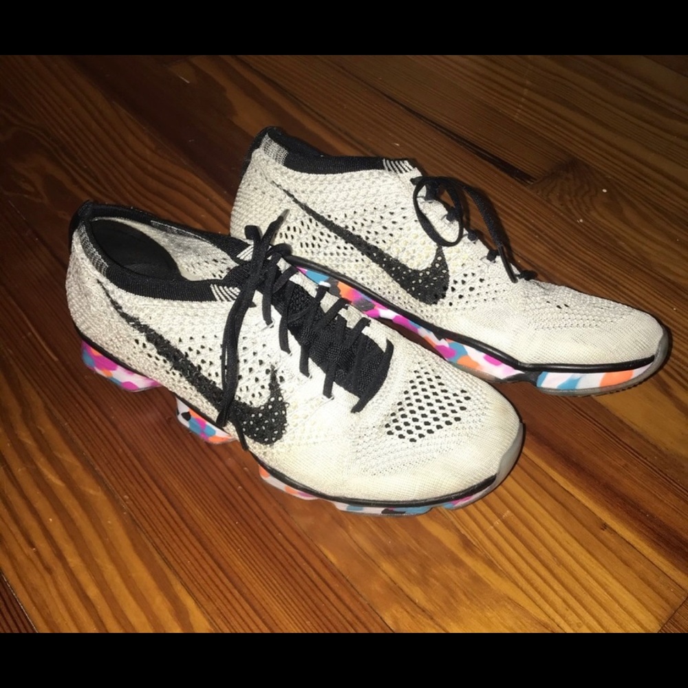 Nike fly knit